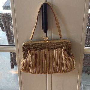 CAROLEE vintage evening bag. Gold.  Silk and gold beading